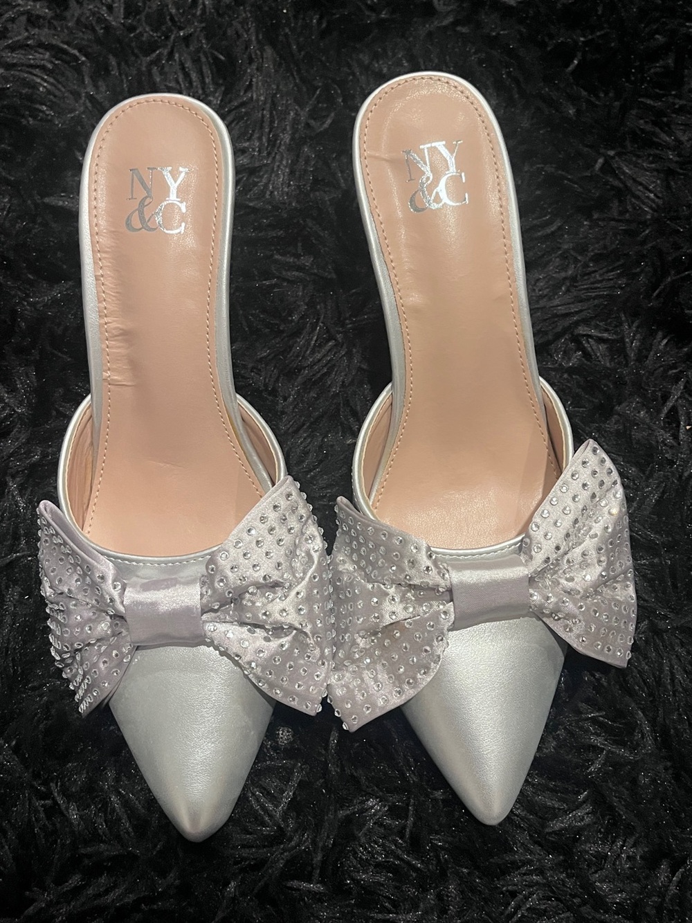 New York & Company Silver Pointed-Toe Bow Mules Size 7